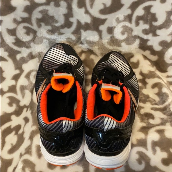 New Balance XLT footbed running shoes - Picture 3 of 5